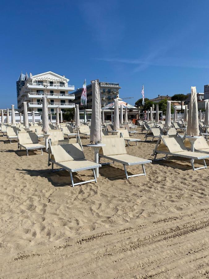 Hotel Ivana Jesolo Extérieur photo