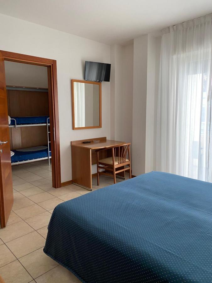 Hotel Ivana Jesolo Extérieur photo